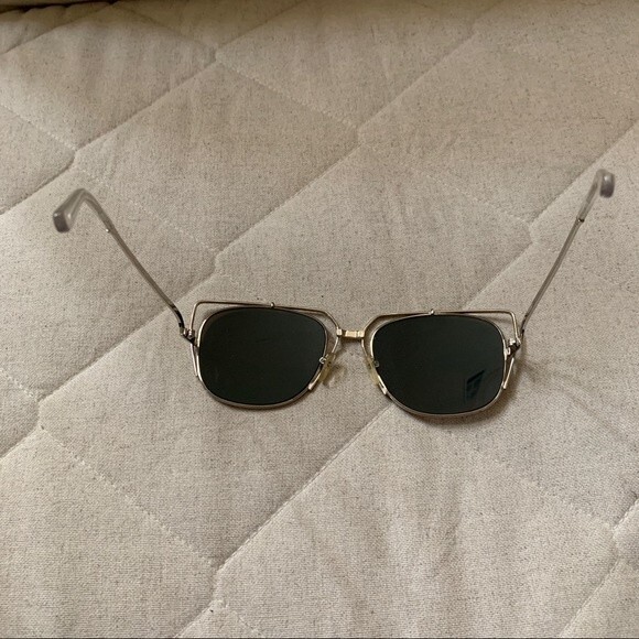 Vintage Blue Lens Sunglasses Retro Metal Frames - Picture 4 of 5